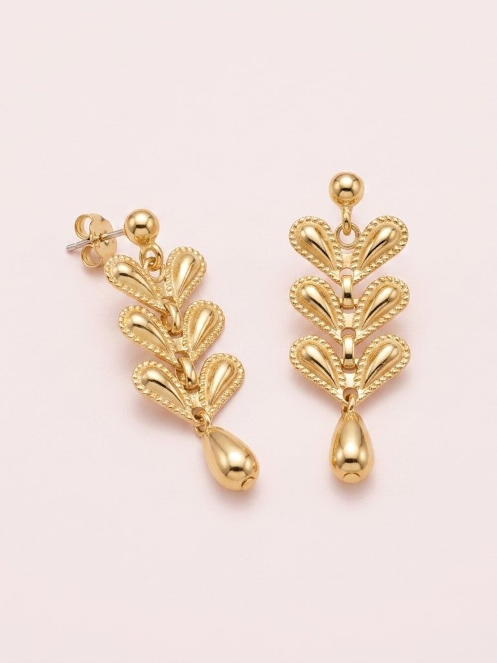 Vintage Gold Leaf Teardrop Dangle Earrings - Gold